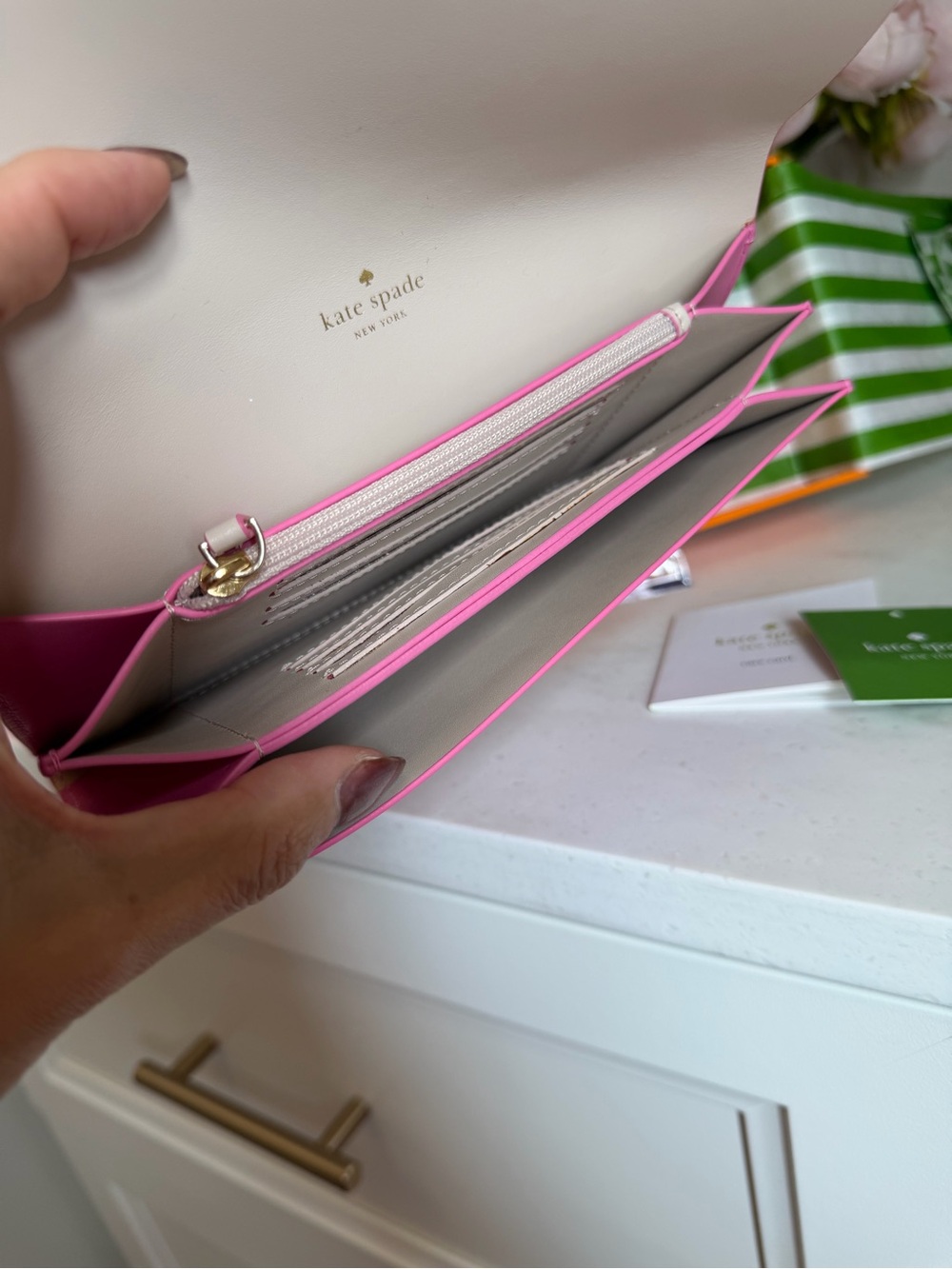kate spade gift boxed like new Cameron St Lacey Pink Leather Continental Wallet - Picture 12 of 14